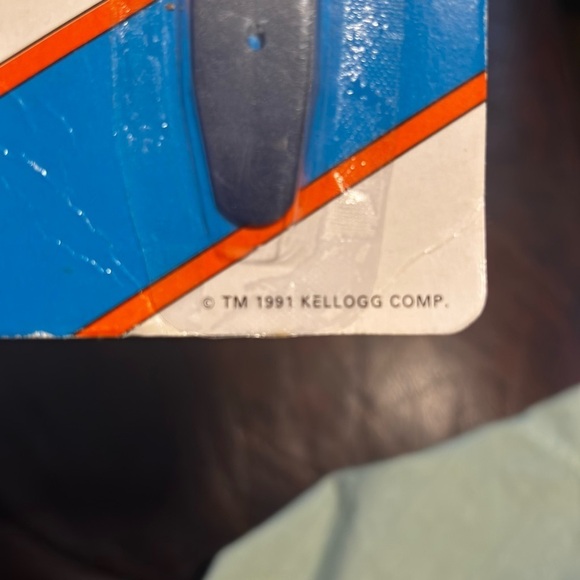 Cavs Kellogg Tony the Tiger watch new in package - Picture 6 of 6